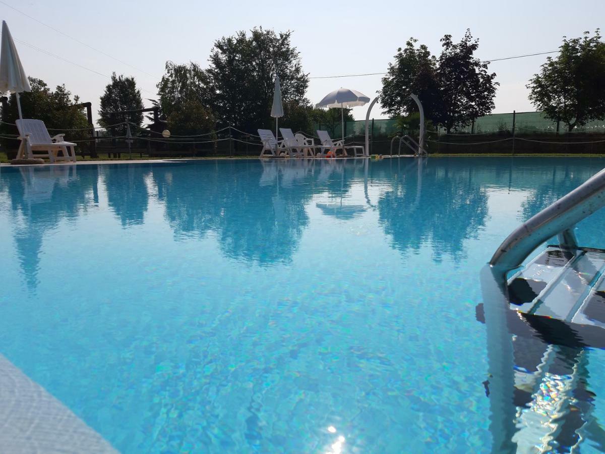 Agriturismo Trebis Volta Mantovana Exteriör bild